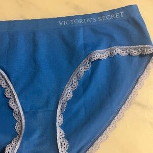 Victoria's Secret HipHugger Blue Lace Trim Panty